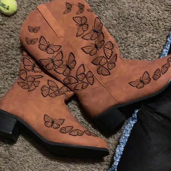 Ladies boots - Picture 2 of 4